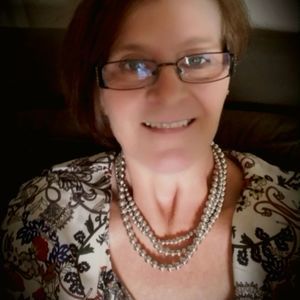 Meet your Posher, Cyndi stevenson